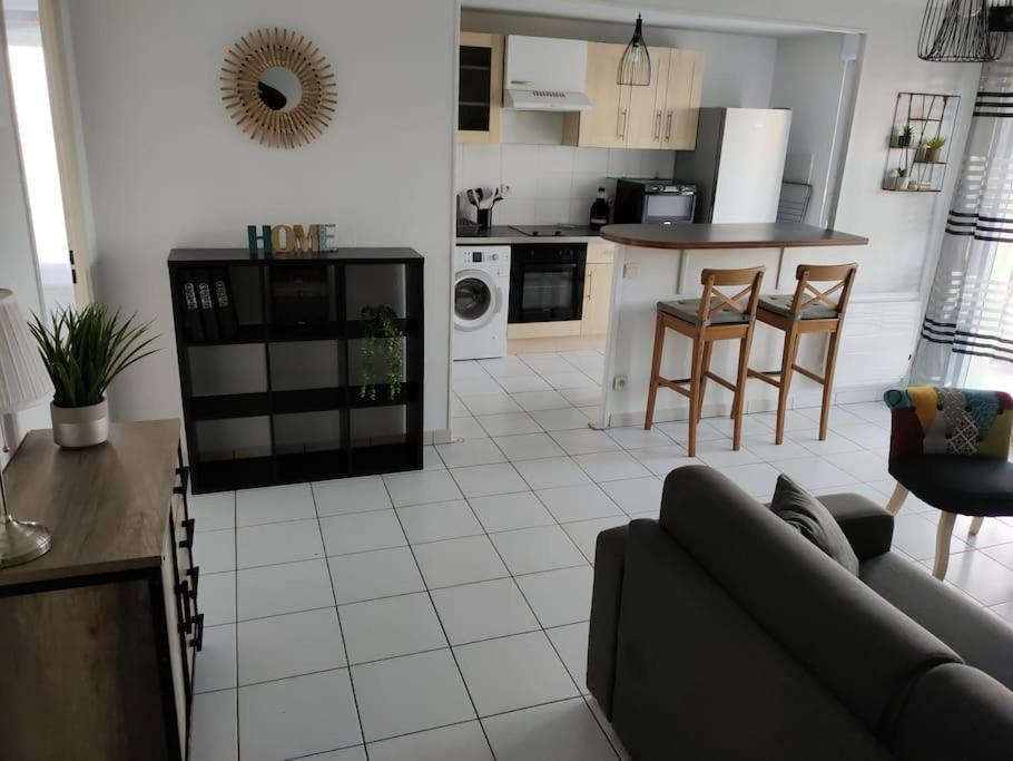 Spacieux Et Joli Appartement De 2 A 4 Personnes • Parking • Wifi Fenouillet  외부 사진
